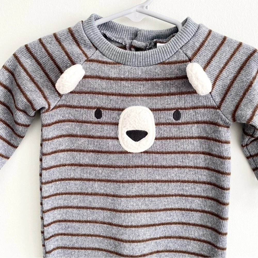 Carter’s Baby Bear Sweater Jumpsuit Size 6 Months